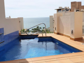 Гостиница Beach Front Penthouse with Own Pool. BP8B  Эстепона